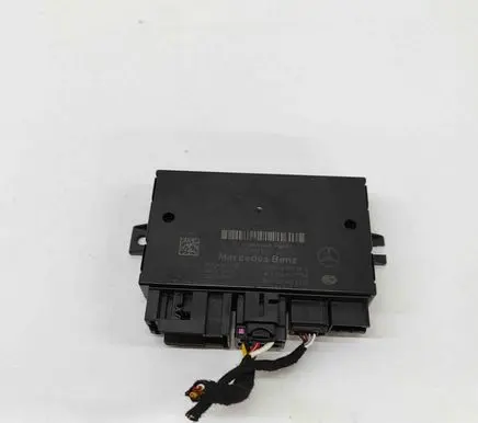 Infiniti Q30 Tow bar trailer control unit/module A2469011506 A1669026809