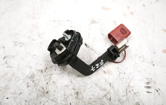BMW 1 E81 E87 Battery relay fuse 10688710