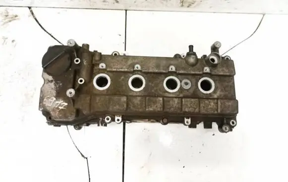 Nissan Micra Engine head 