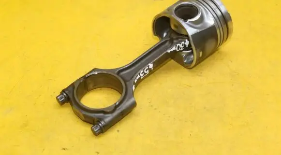 Volvo S90, V90 Piston with connecting rod 81L123