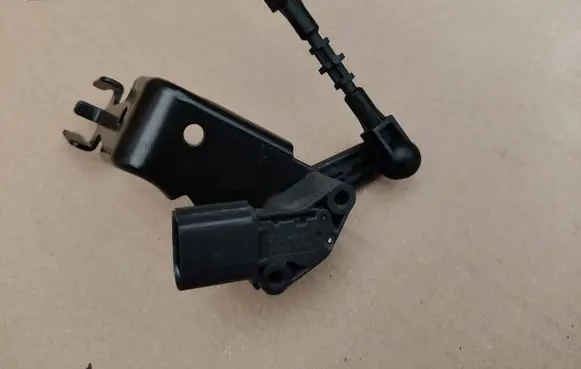 Audi e-tron Headlight/headlamp level sensor 4M0907504A 4M0941286D