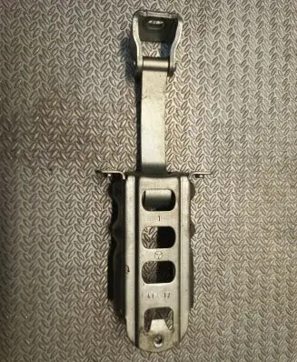 Volkswagen Crafter Front door check strap stopper A9067200516