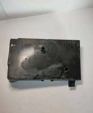 Mitsubishi Outlander Battery tray 8201A004