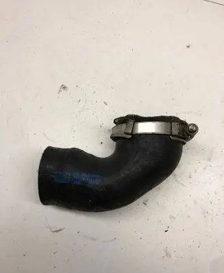 Volkswagen PASSAT B6 Intercooler hose/pipe 1K0145838L