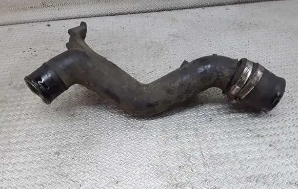 Toyota Avensis T220 Intercooler hose/pipe
