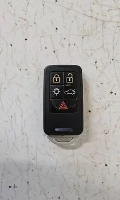Volvo V40 Cross country Ignition key/card 30659637