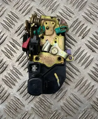 Jeep Grand Cherokee (WJ) Front door lock