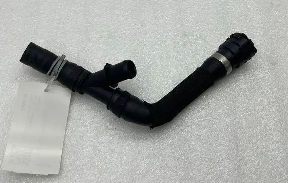 Audi A3 8Y Engine coolant pipe/hose 5QS122291 1K0121087Q