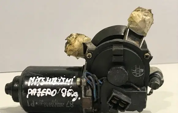 Mitsubishi Pajero Wiper motor MB623287