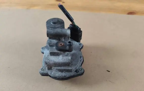 Audi A6 S6 C6 4F Intake manifold valve actuator/motor 06F133482E A2C53279226 1045310S01
