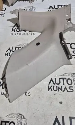 Peugeot 207 (C) pillar trim 9658958