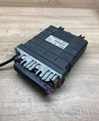 Audi A4 S4 B5 8D Engine control unit/module ECU 028906021CD 0281001289