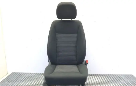 Mercedes-Benz B W246 W242 Front passenger seat 
