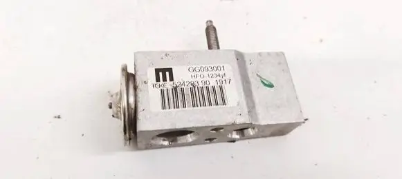 Air conditioning (A/C) expansion valve