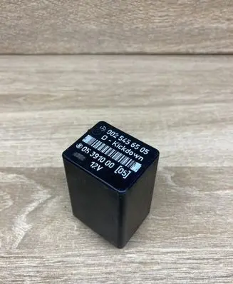 Mercedes-Benz E W124 Other relay 0025456505 05391000