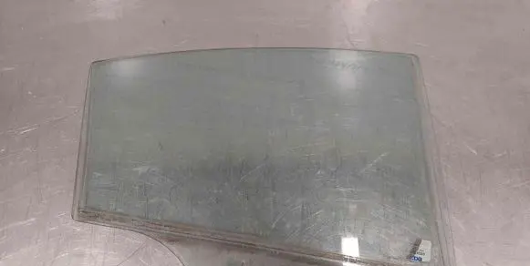 Mazda 3 I Rear door window glass 43R008577