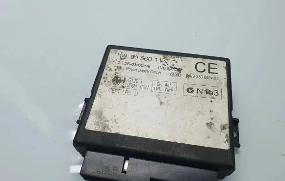 Opel Zafira A Comfort/convenience module 90560112 9330065187