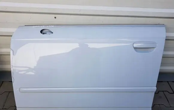 Seat Exeo (3R) Side sliding door EXEODRZWILEWEPRZD