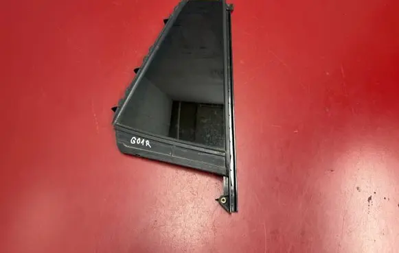 BMW X3 G01 Rear vent window glass 7410056