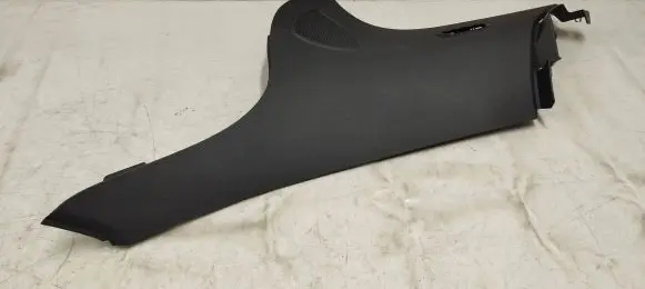 Mercedes-Benz GLC X253 C253 (D)pillar trim (top) A2536902405