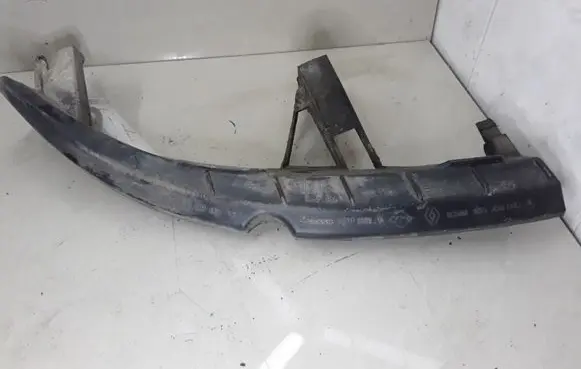 Renault Scenic II - Grand scenic II Front bumper mounting bracket 8200183758