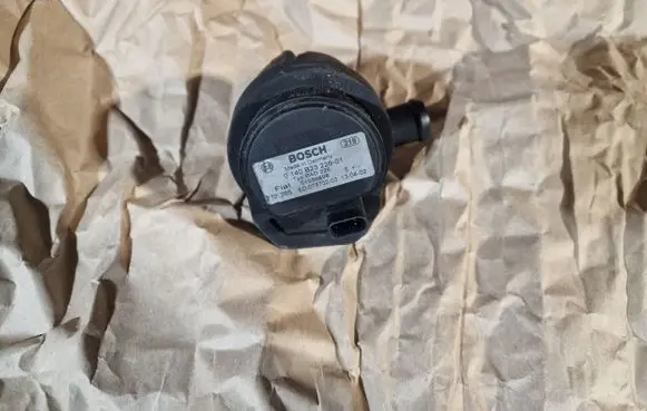 Fiat 500 Abarth Electric auxiliary coolant/water pump 51956898