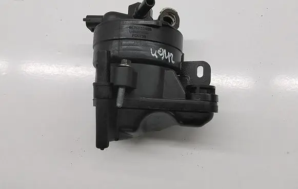 Ford Kuga II Fuel filter housing 9676133480