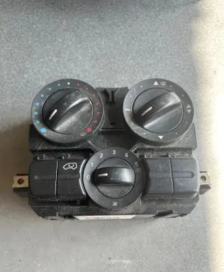 Mercedes-Benz Vito Viano W639 Climate control unit A6398301185KZ ZGS006 5HB00851100