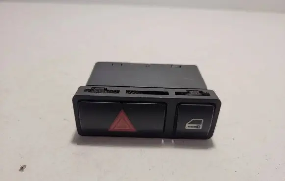 BMW 3 E46 Hazard light switch 8368920