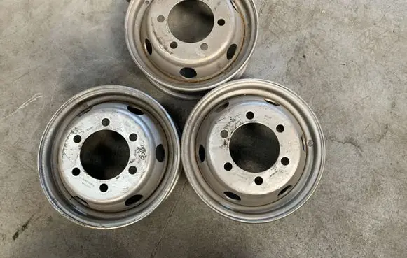 Iveco Daily 1st gen R14 steel rim J9856 60446