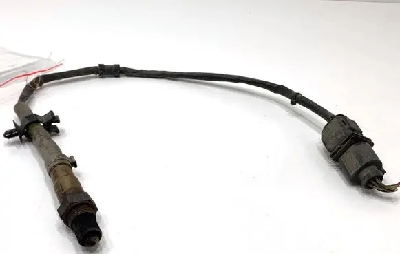 Volkswagen PASSAT B7 Lambda probe sensor 06J906262AA
