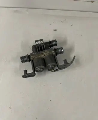 BMW X5 E70 Coolant heater control valve 6910544