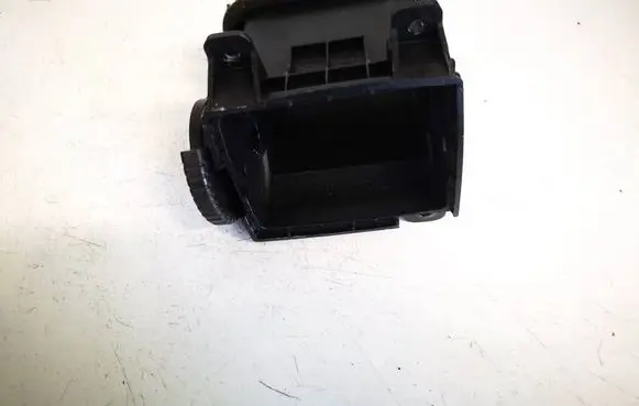 Nissan X-Trail T30 Dash center air vent grill 68761eq000 e650-5151-100