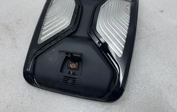 BMW i4 Front seat light 5B3247901 28820714 6241012489