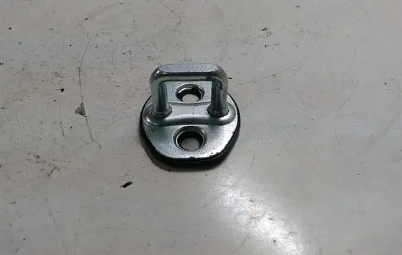 KIA Sportage Front door lock loop/hook striker 