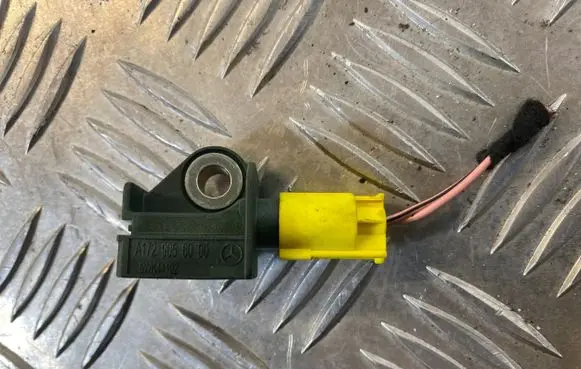 Mercedes-Benz SLK R172 Airbag deployment crash/impact sensor A1729056000 5WK44192