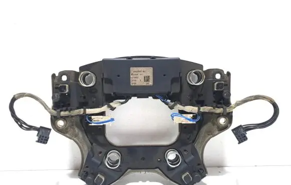 Mercedes-Benz ML W164 Steering wheel trim 