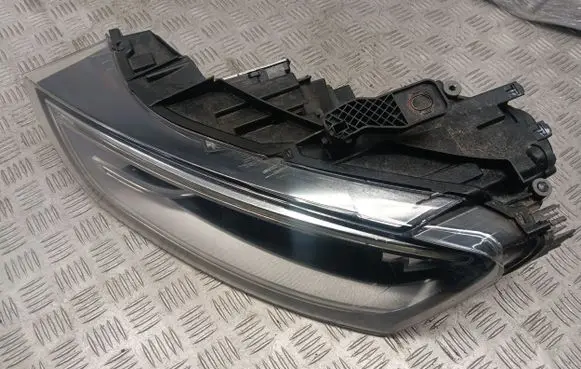 Audi Q3 8U Headlight/headlamp 8U0941005F 4G0907697D 8K0941597E