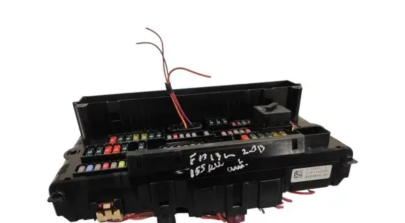 BMW 5 F10 F11 Fuse box set 9252815 0492881 317033442E