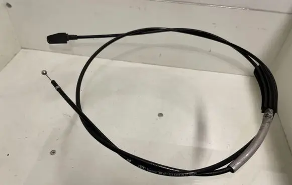 Audi A6 S6 C6 4F Engine bonnet/hood lock release cable 4F1823531B