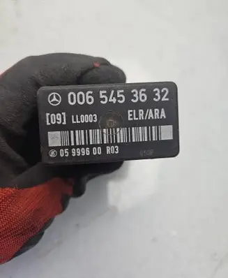 Mercedes-Benz E W124 Other relay 0065453632 059996R03