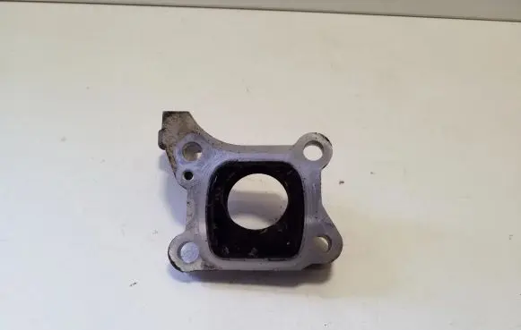 Toyota Hilux (AN120, AN130) EGR valve cooler bracket 