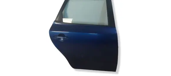 KIA Ceed Rear door 