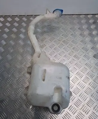 Honda Civic Windshield washer fluid reservoir/tank