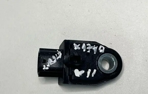 Toyota Corolla E210 E21 Airbag deployment crash/impact sensor 8983102320