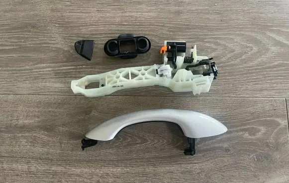 Hyundai Santa Fe Rear door exterior handle TMRR
