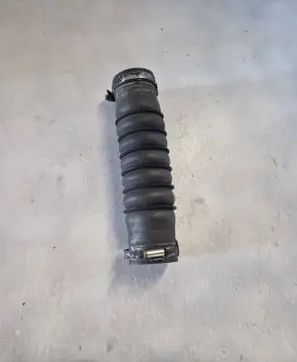 Intercooler hose/pipe