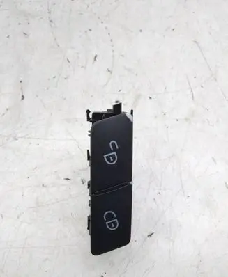 Mercedes-Benz C W204 Central locking switch button A2048706410