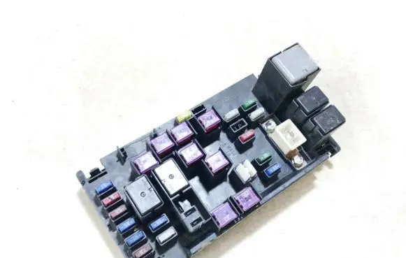 Subaru Impreza III Fuse box set 82241fg010 710186