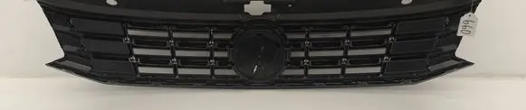 Volkswagen PASSAT B7 USA Front grill 561853653C